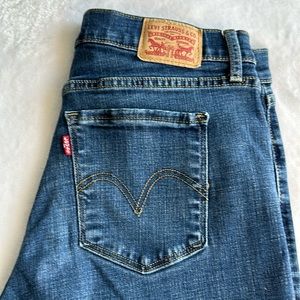 Levi jeans